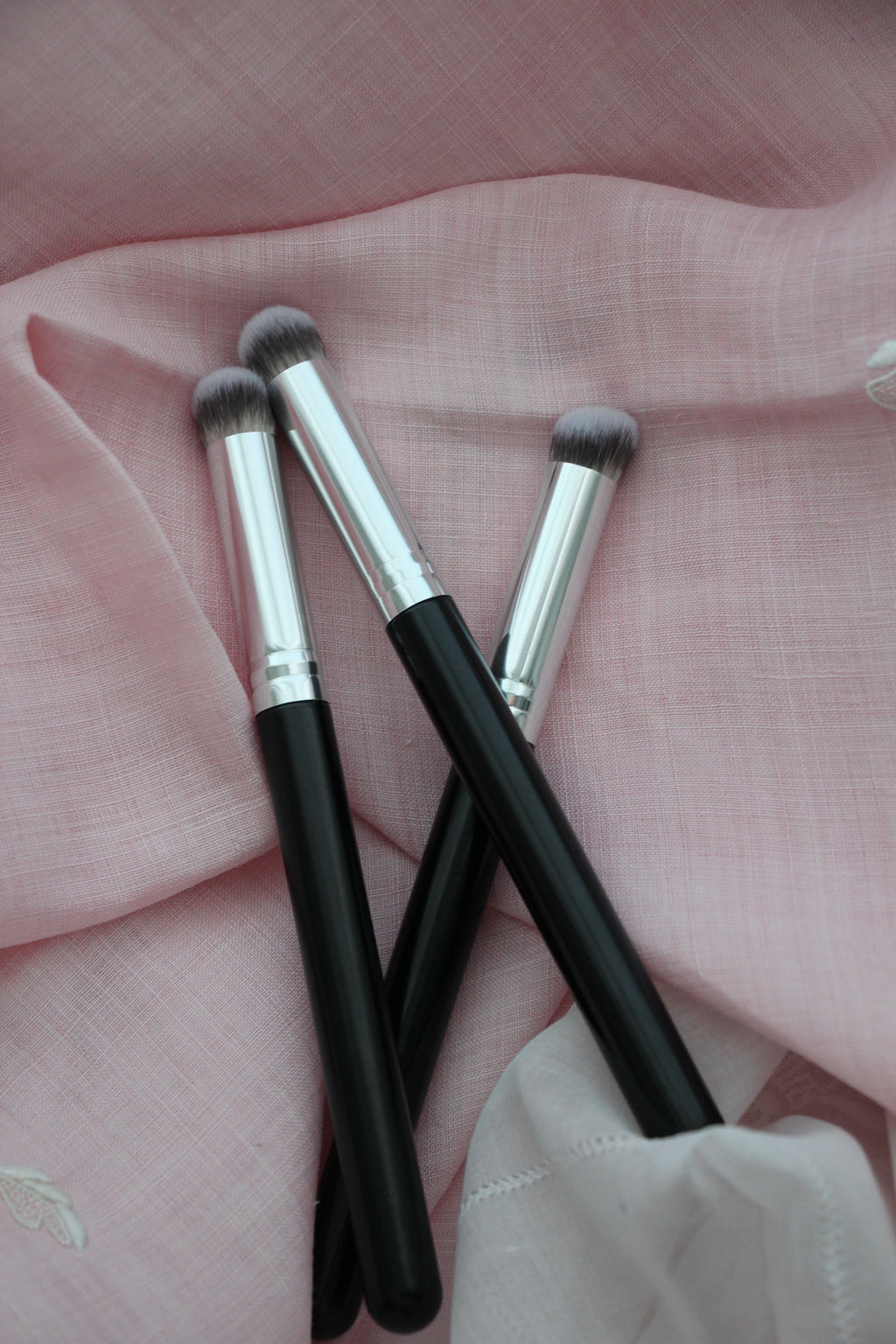 Blissora Pro Brush Set — 3-Piece Foundation & Concealer Collection